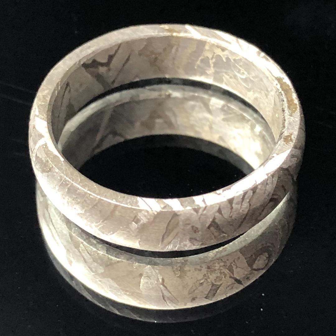 アルタイ隕石 メテオライト リング　くりぬき　指輪　鉄隕石｜希少