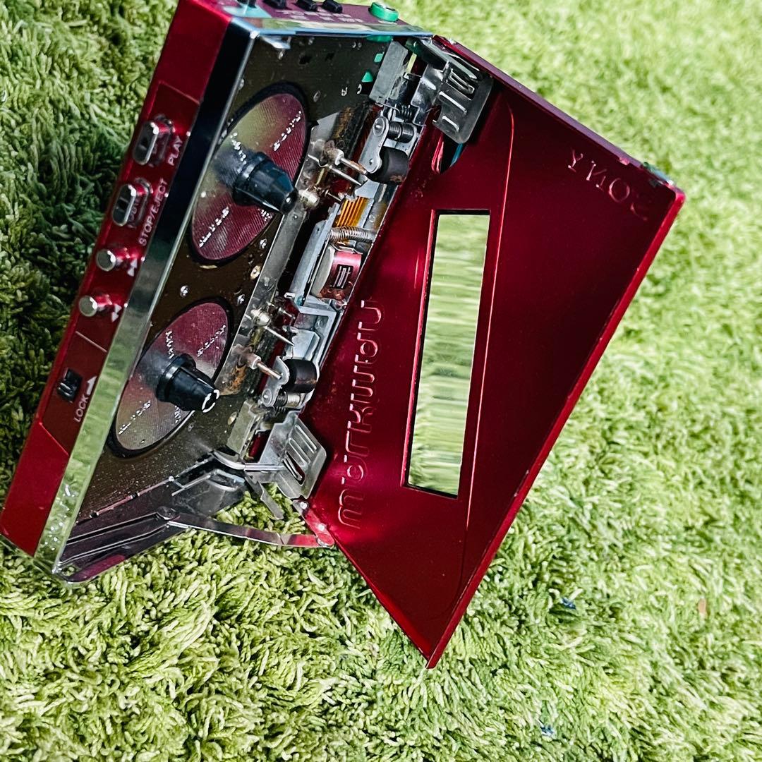 SONYWM-101カセットウォークマンレッド　イヤフォンなし本体のみジャンク品