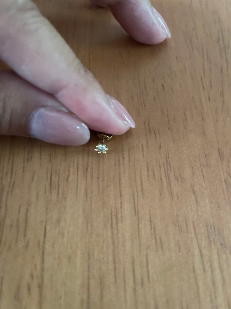 AHKAH エンブレイスダイヤモンド ピアス片耳