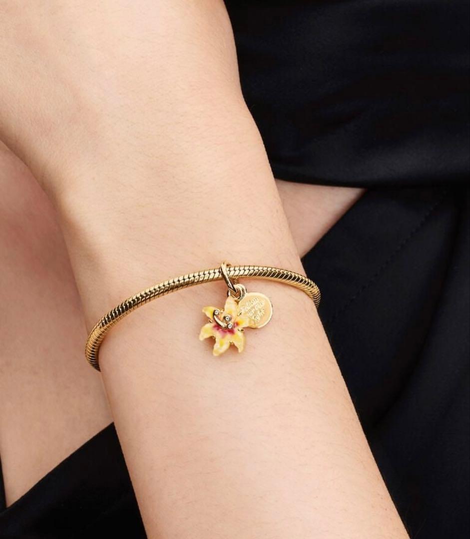 Pandora ラプンツェル花のチャーム 金メッキ 約2.5cm