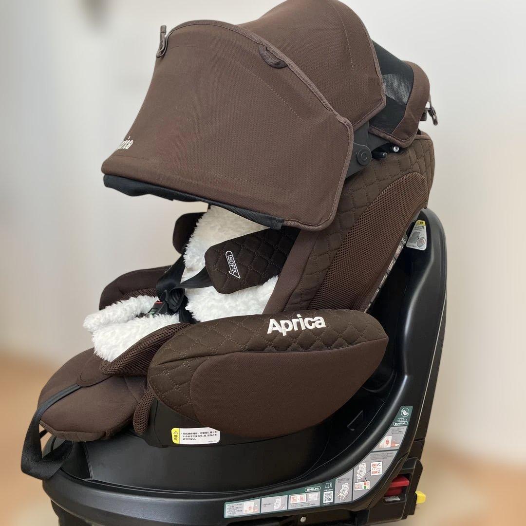 N.G様　Aprica フラディアグロウ　ISOFIX ブラウン