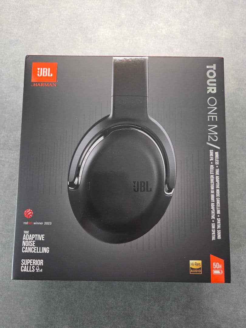 【美品】JBL TOUR ONE M2