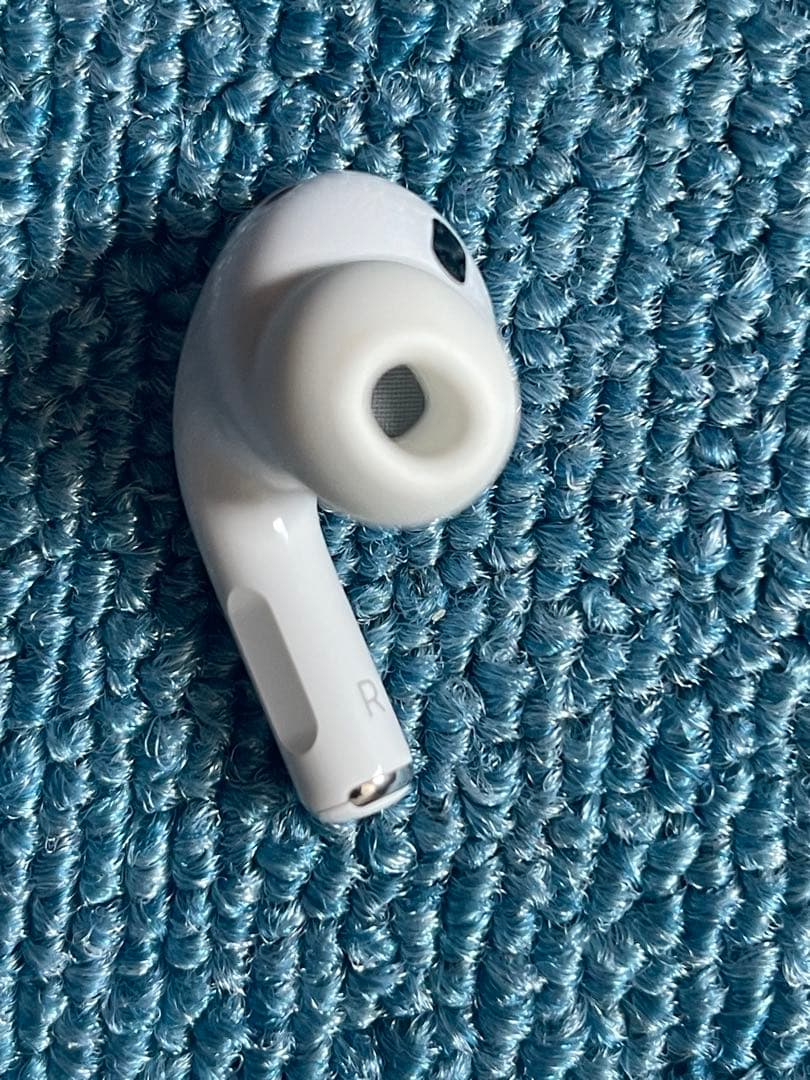 Airpods Pro 第2世代　右耳　USB-C 右イヤホン A3047