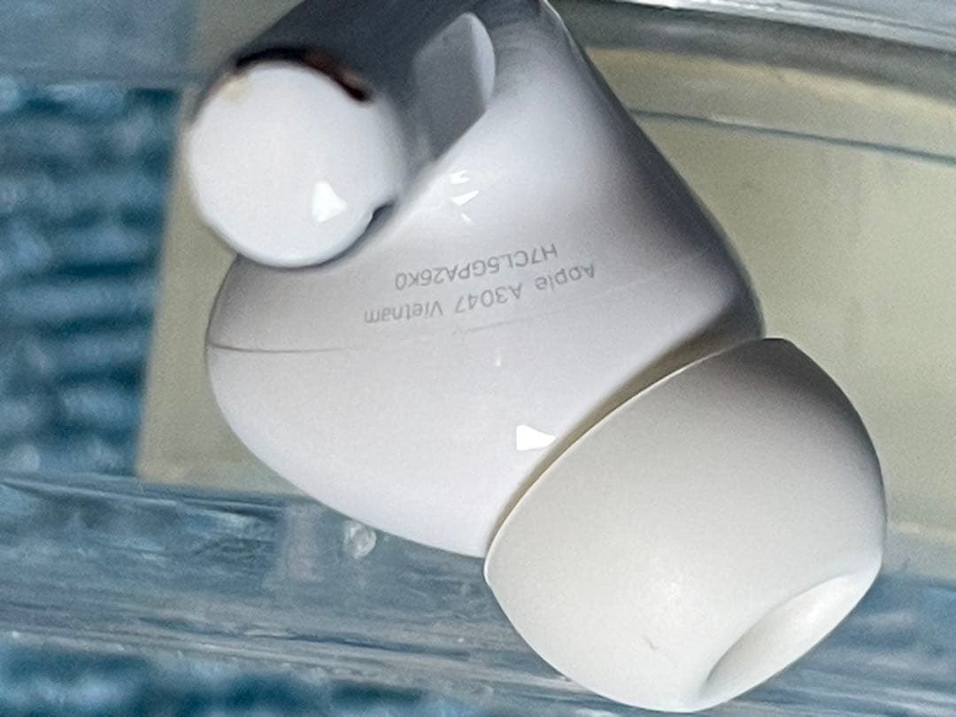 Airpods Pro 第2世代　右耳　USB-C 右イヤホン A3047