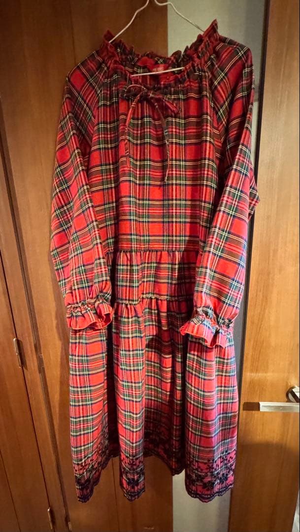 ピンクハウス 2026年 福袋 タータンチェック柄長袖ワンピース 赤