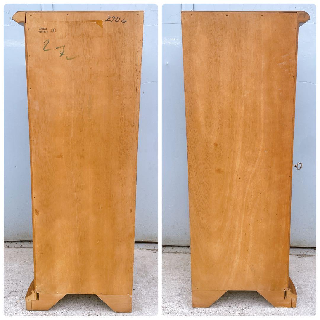 【美品】イタリア製 アンティーク コーナーキャビネット ガラス収納棚 鍵付