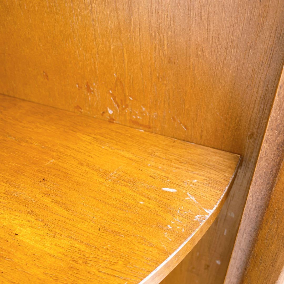 【美品】イタリア製 アンティーク コーナーキャビネット ガラス収納棚 鍵付