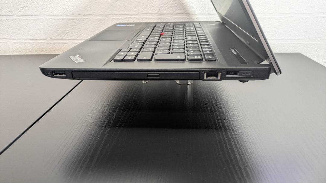 ThinkPad /新品SSD/ノートパソコン/Windows11/オフィス付