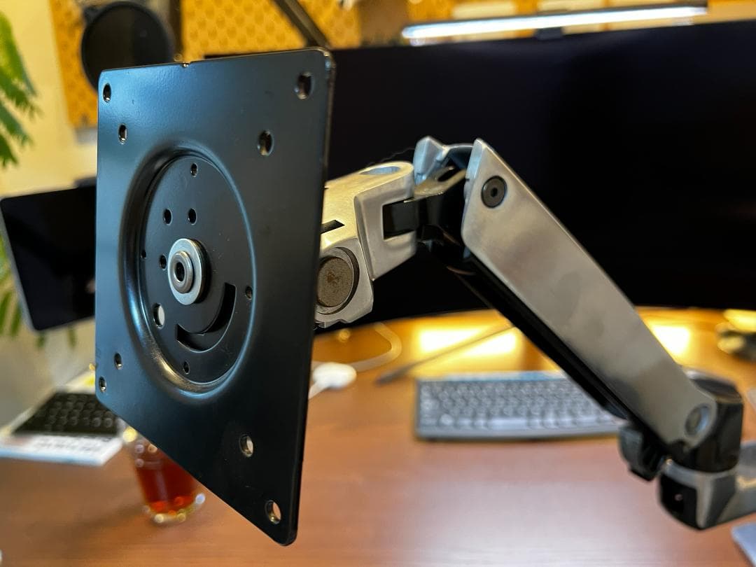 【中古】ERGOTRON エルゴトロン LX デスク モニターアーム