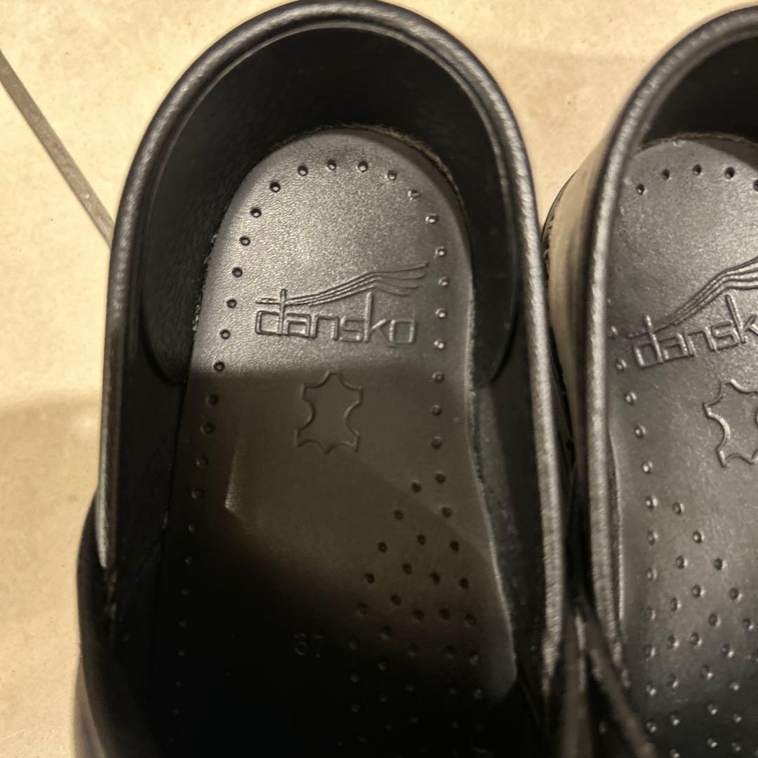 ダンスコ 37プロフェッショナル サボサンダル ブラック