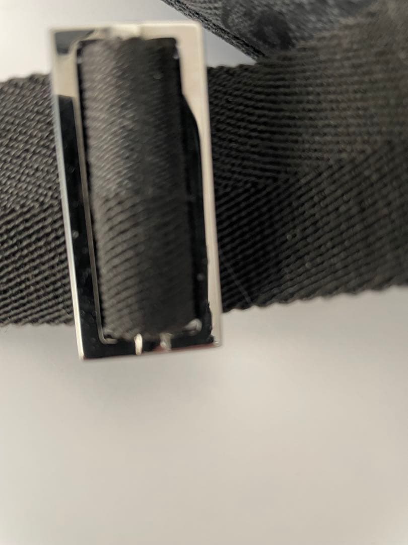 GUCCI　グッチ　ブラック　ボディバッグ ウエストポーチ