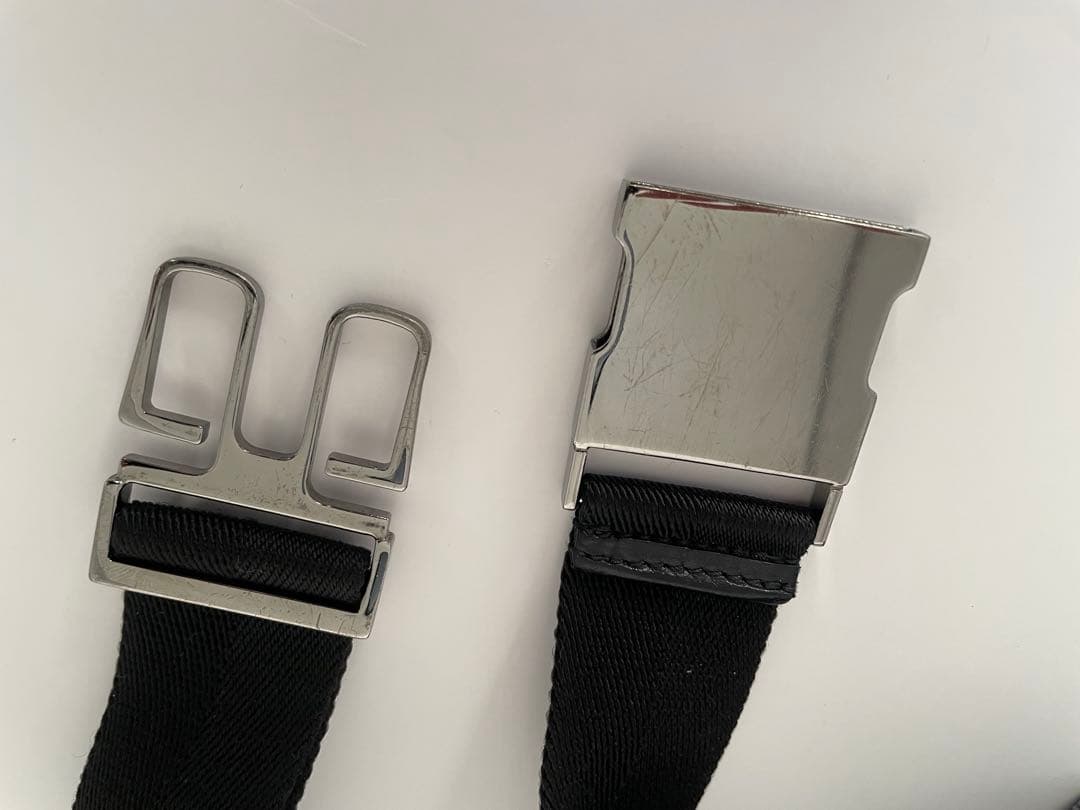 GUCCI　グッチ　ブラック　ボディバッグ ウエストポーチ