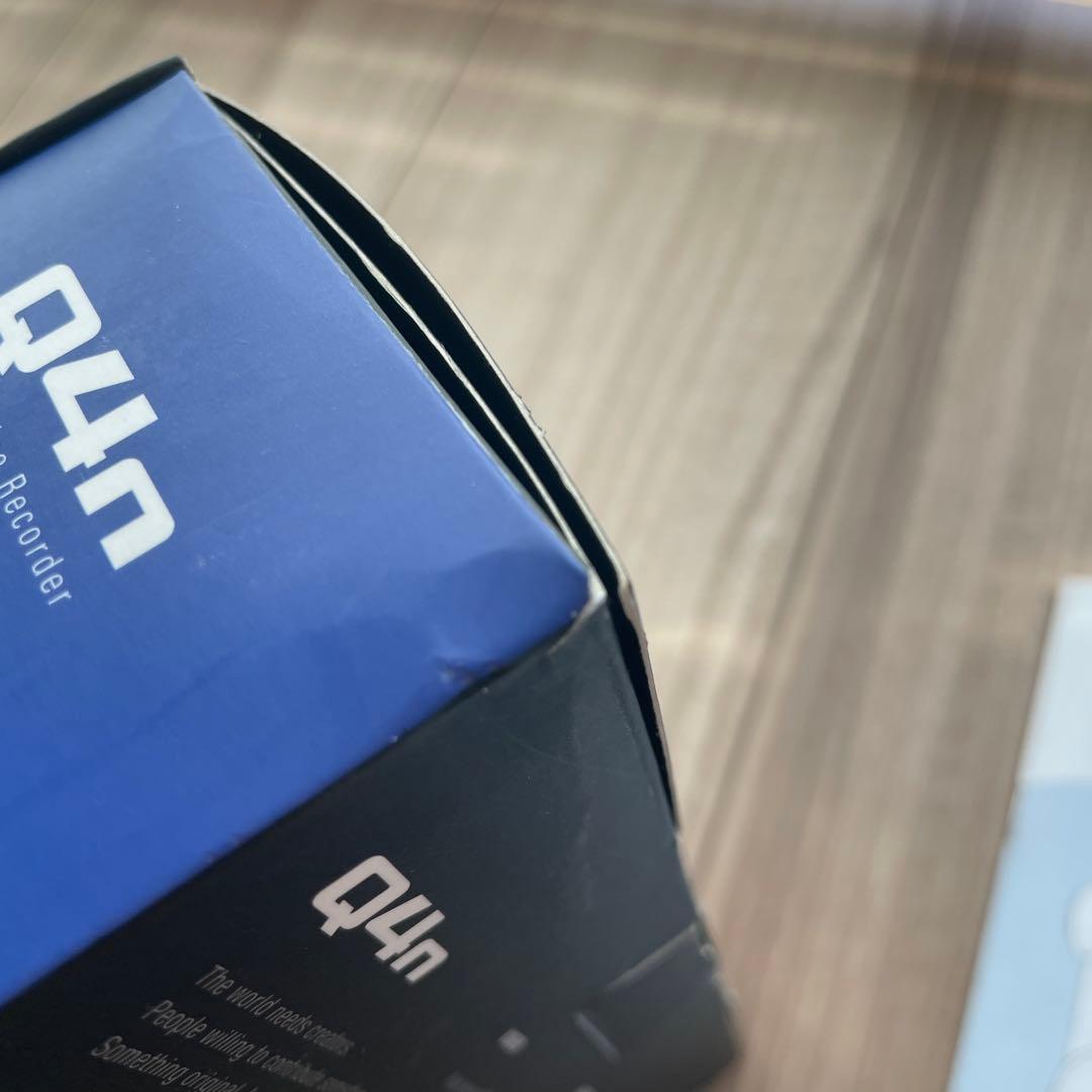 ZOOM ハンディビデオカメラレコーダー Q4n