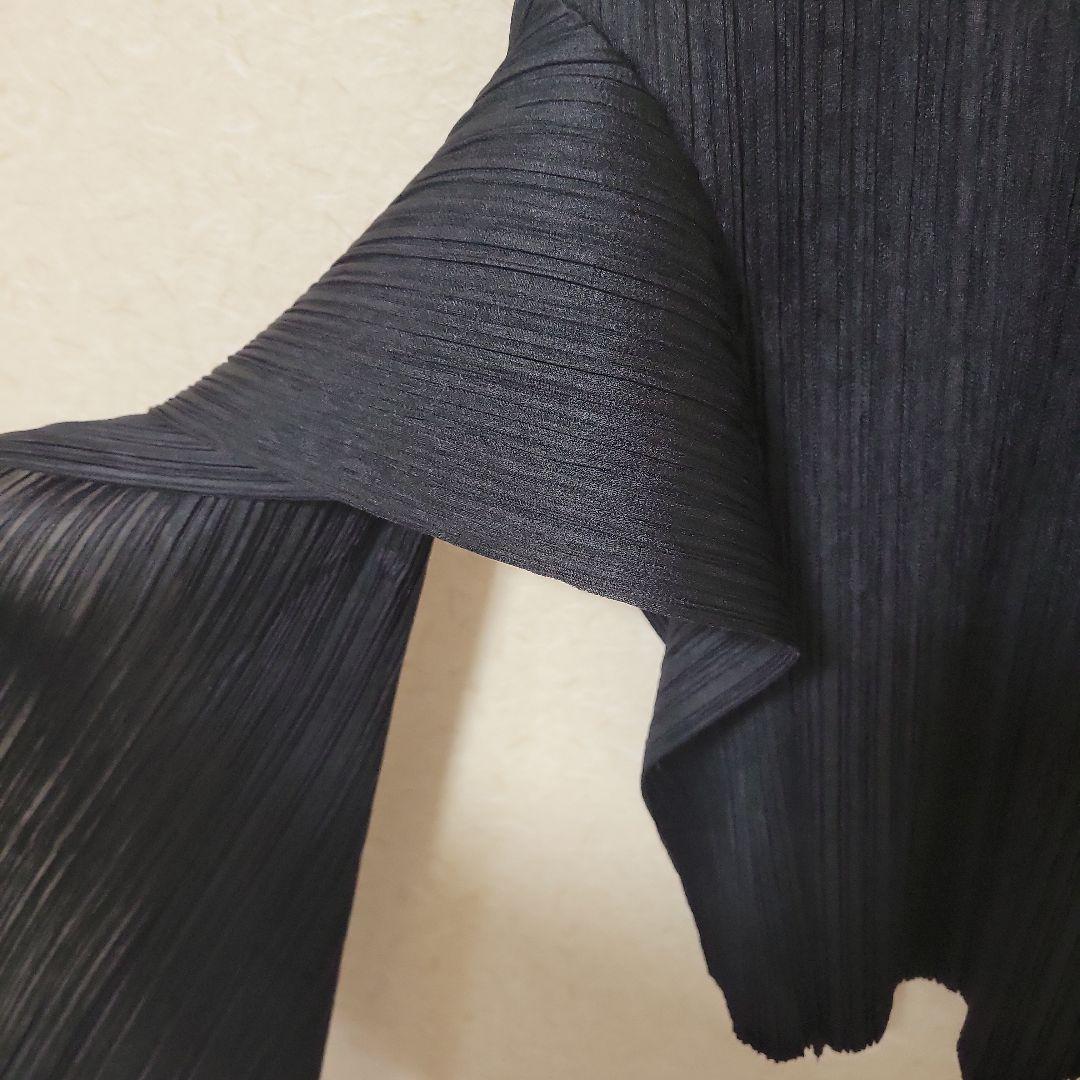 PLEATS PLEASE ISSEY MIYAKE プリーツ 黒　サイズ3