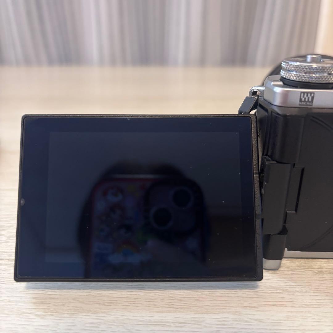 オリンパス OM-D em-5 mark ⅱ 【シャッター回数約1600回】