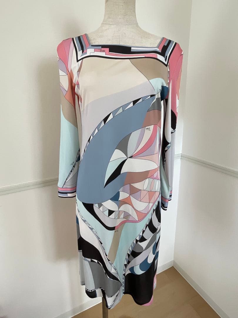 美品used エミリオプッチワンピース