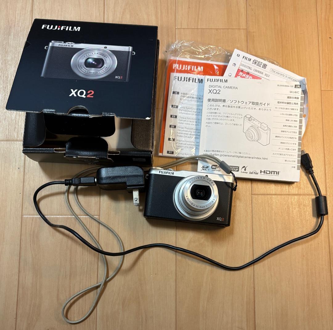 ジャンク品　Fujifilm XQ2 コンパクトデジタルカメラ
