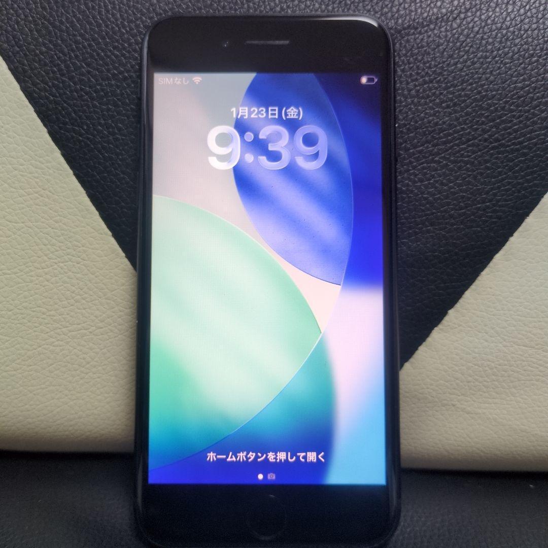 66 iPhone　se3 第3世代　64gb SIMフリー　黒　ブラック 訳
