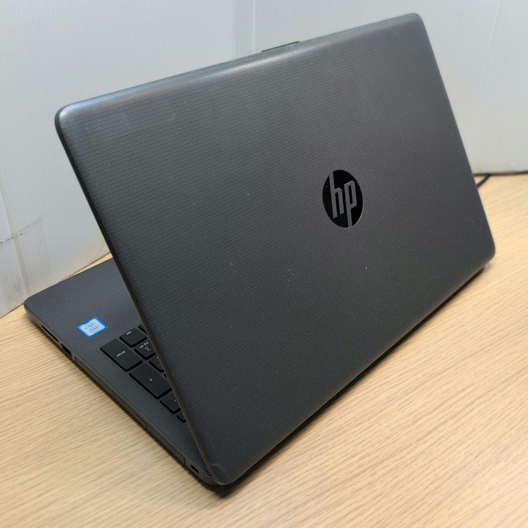 すぐ使えるノートパソコンSSDカメラ付き　　黒いパソコン