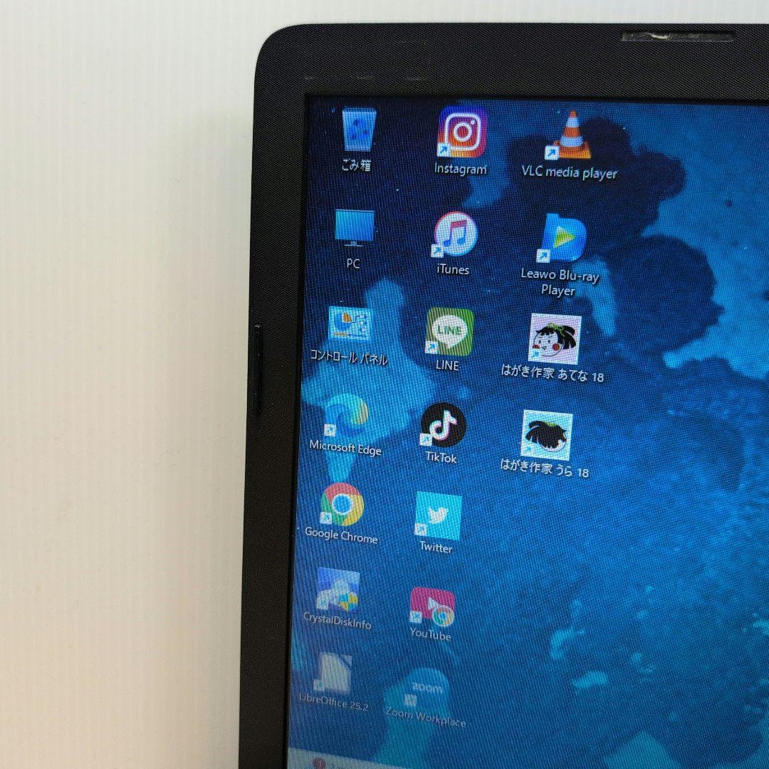 すぐ使えるノートパソコンSSDカメラ付き　　黒いパソコン