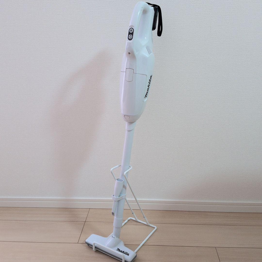 マキタ 掃除機 CL107FD 充電式