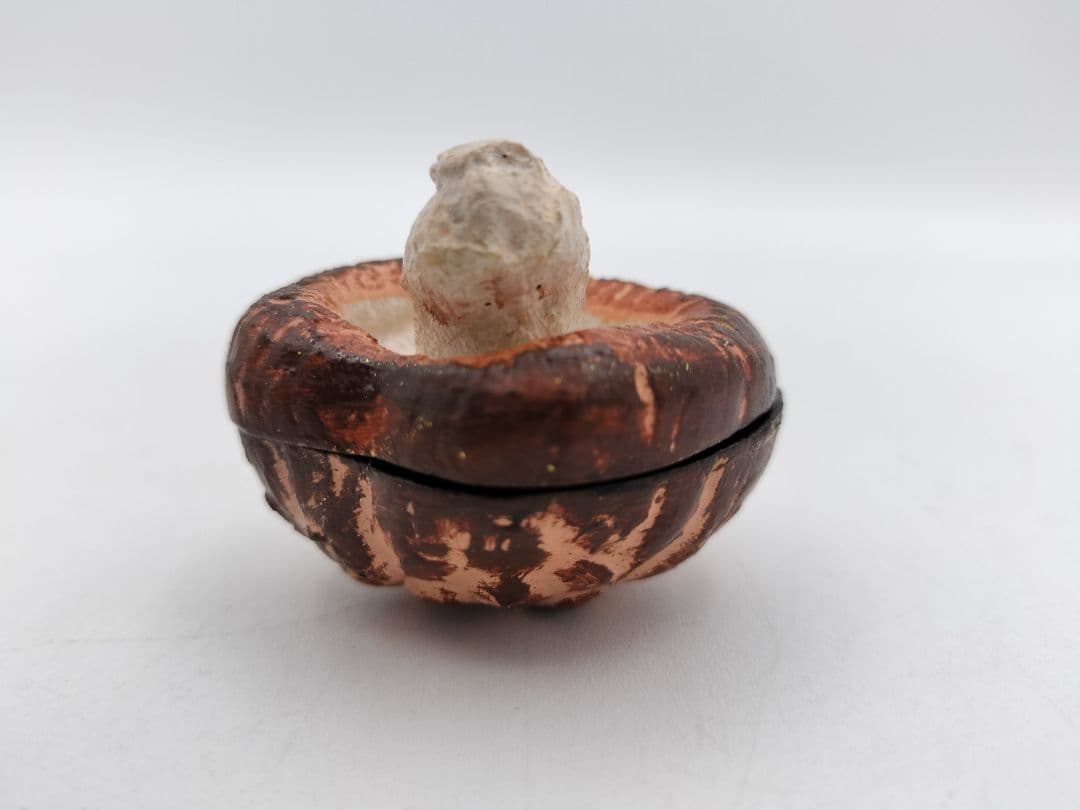 b120 【新品・未使用】香合 乾漆 椎茸 畦地粒表 多喜翁 木箱 茶道具 風炉