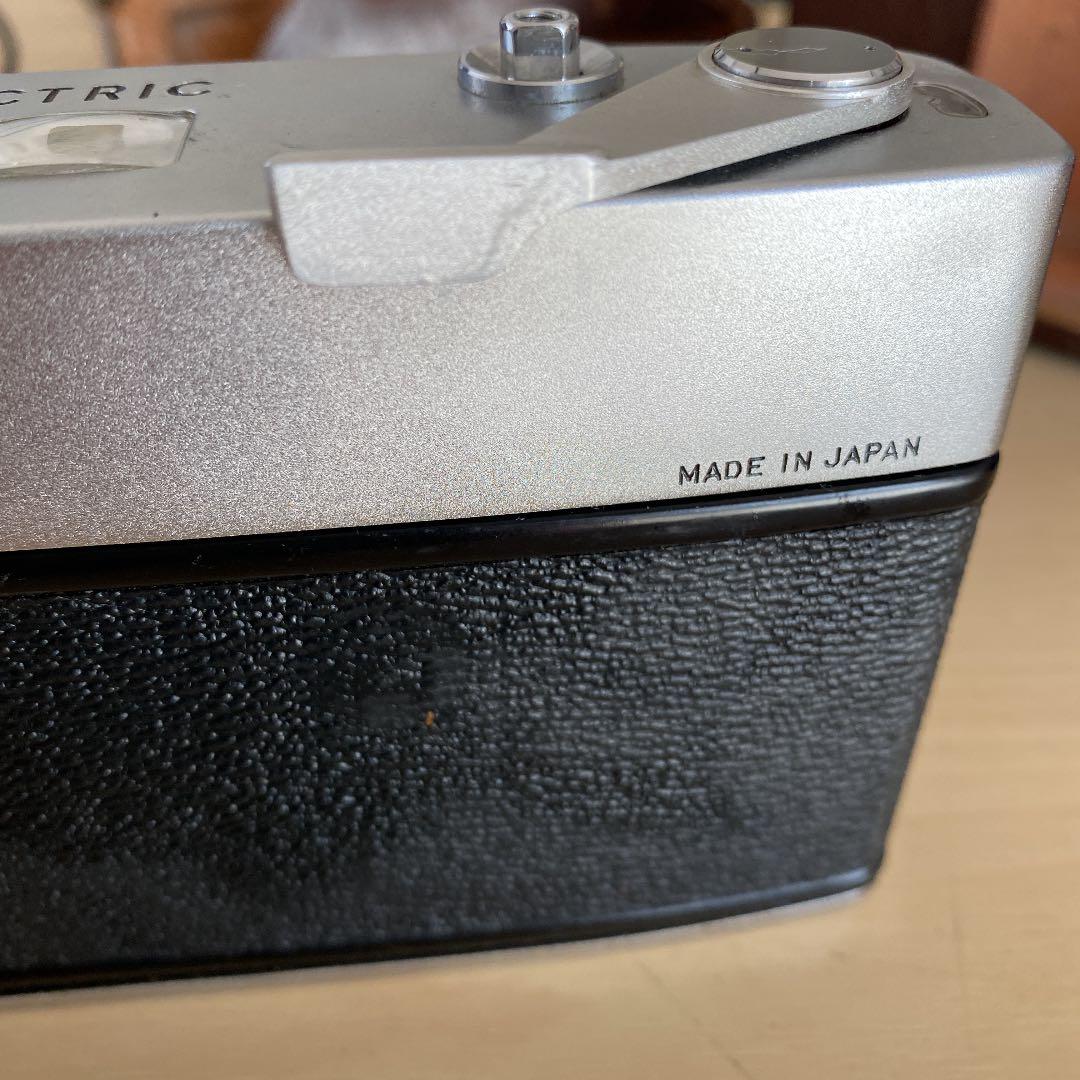 年代物のフイルムカメラ