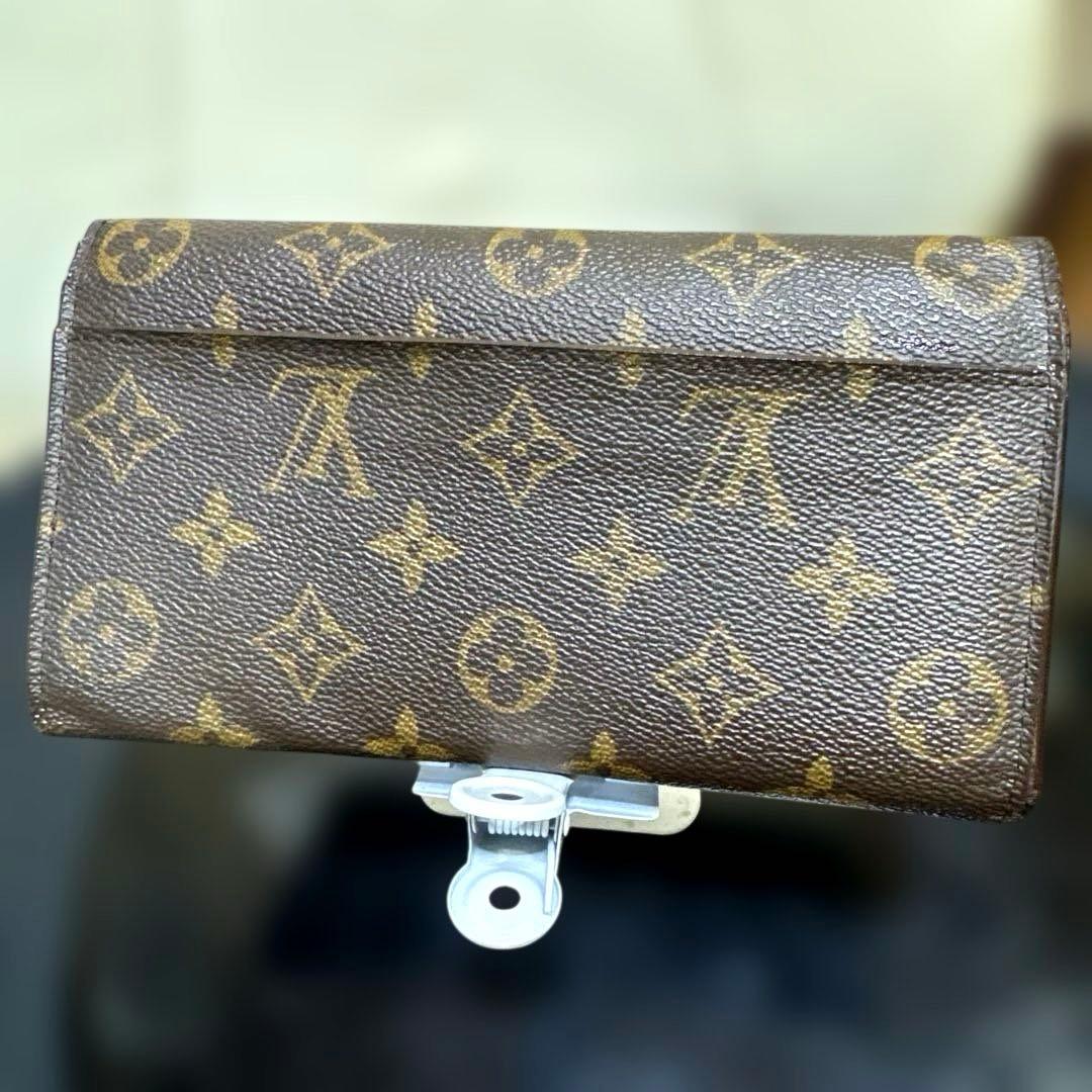 14☆優良品♪カード16枚タイプ☆サラ長財布