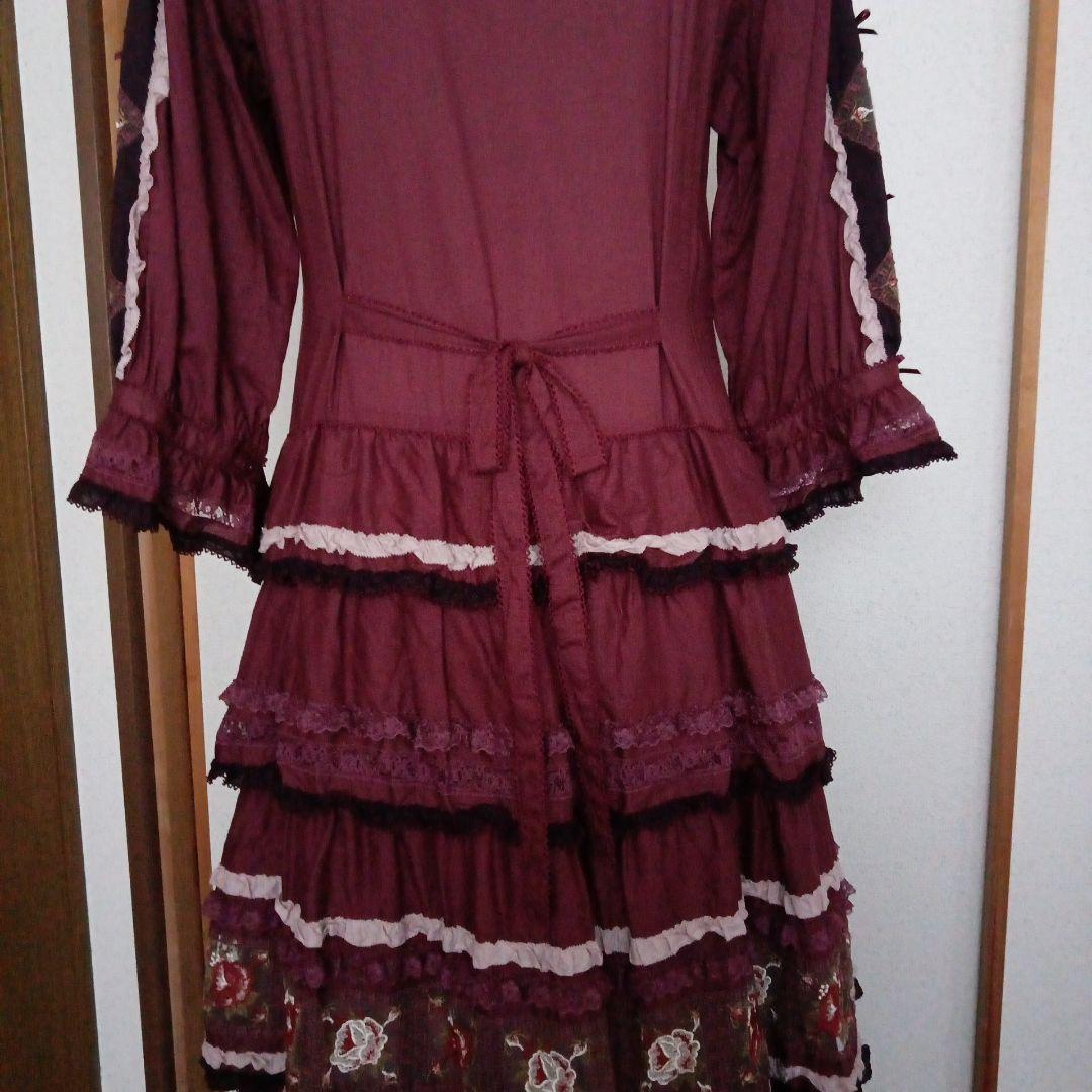 ピンクハウス　ローズチュールレース使いパッチワーク風ワンピース　モーブピンク　赤