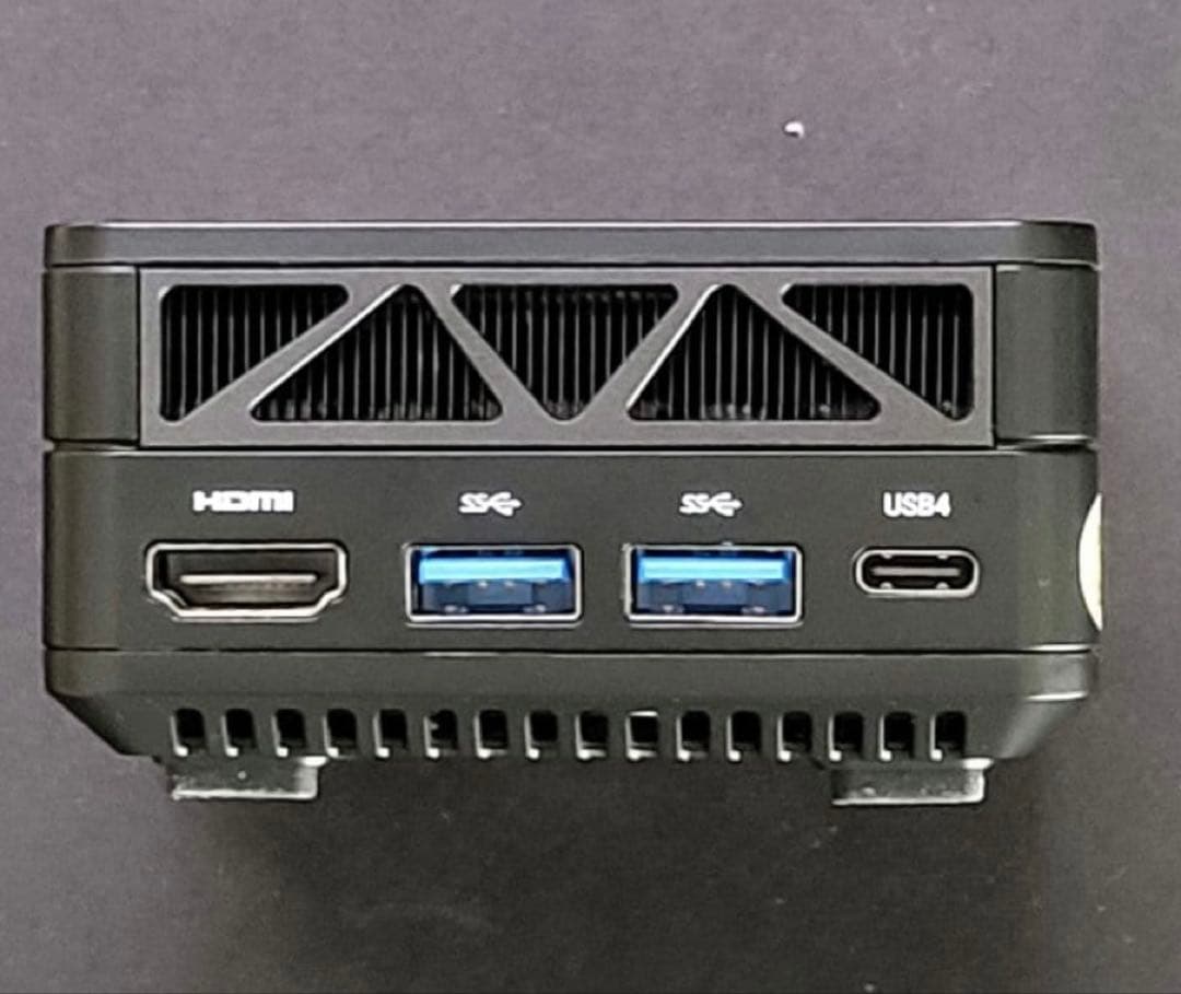 超小型 Minisforum EM680 SSD:512GB おまけ付き