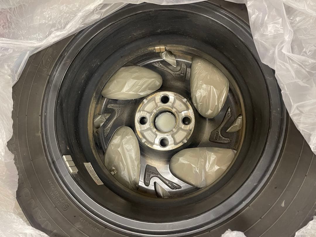 TOYOTAアクアモデリスタ15インチホイール