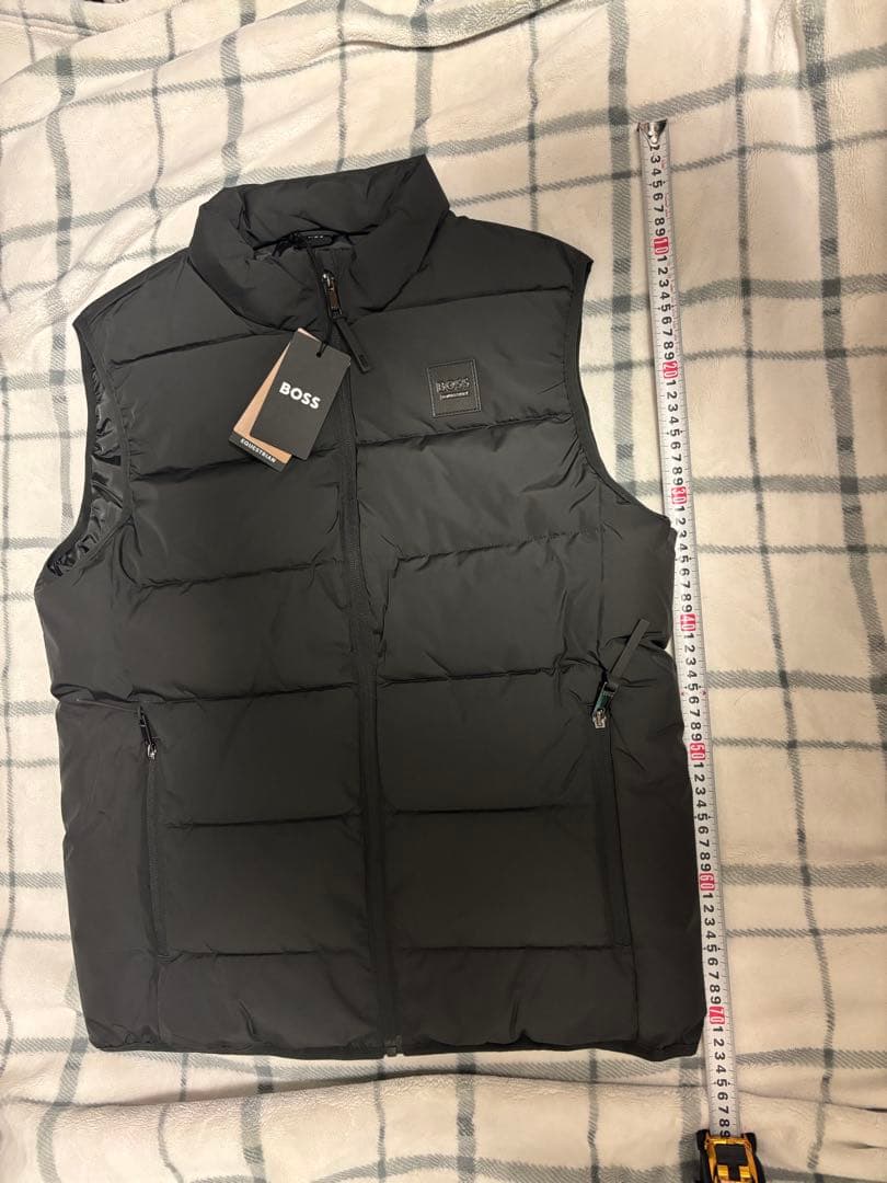 ★新品•未使用品★Hugo Boss防水パデッドジレ パネル