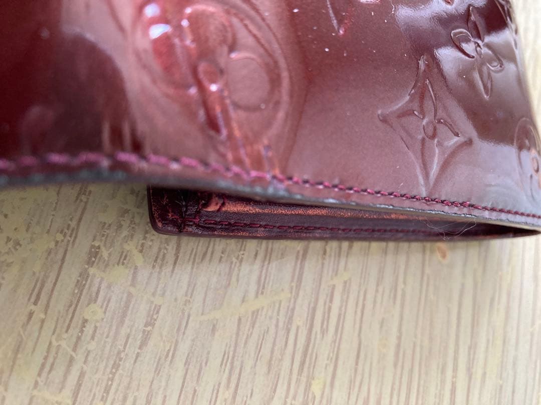 ルイヴィトン ヴェルニ ポルトフォイユ サラ 長財布 (商品説明必読　訳あり)