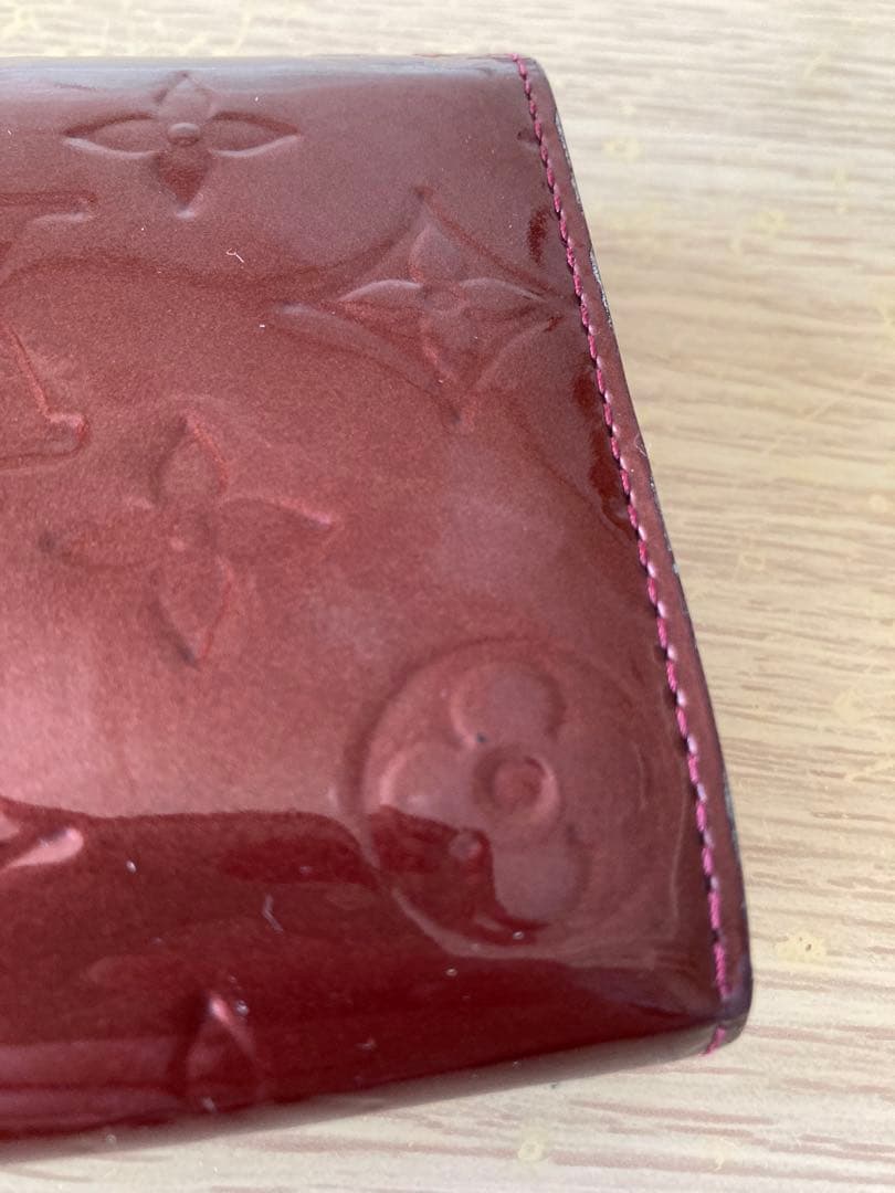 ルイヴィトン ヴェルニ ポルトフォイユ サラ 長財布 (商品説明必読　訳あり)