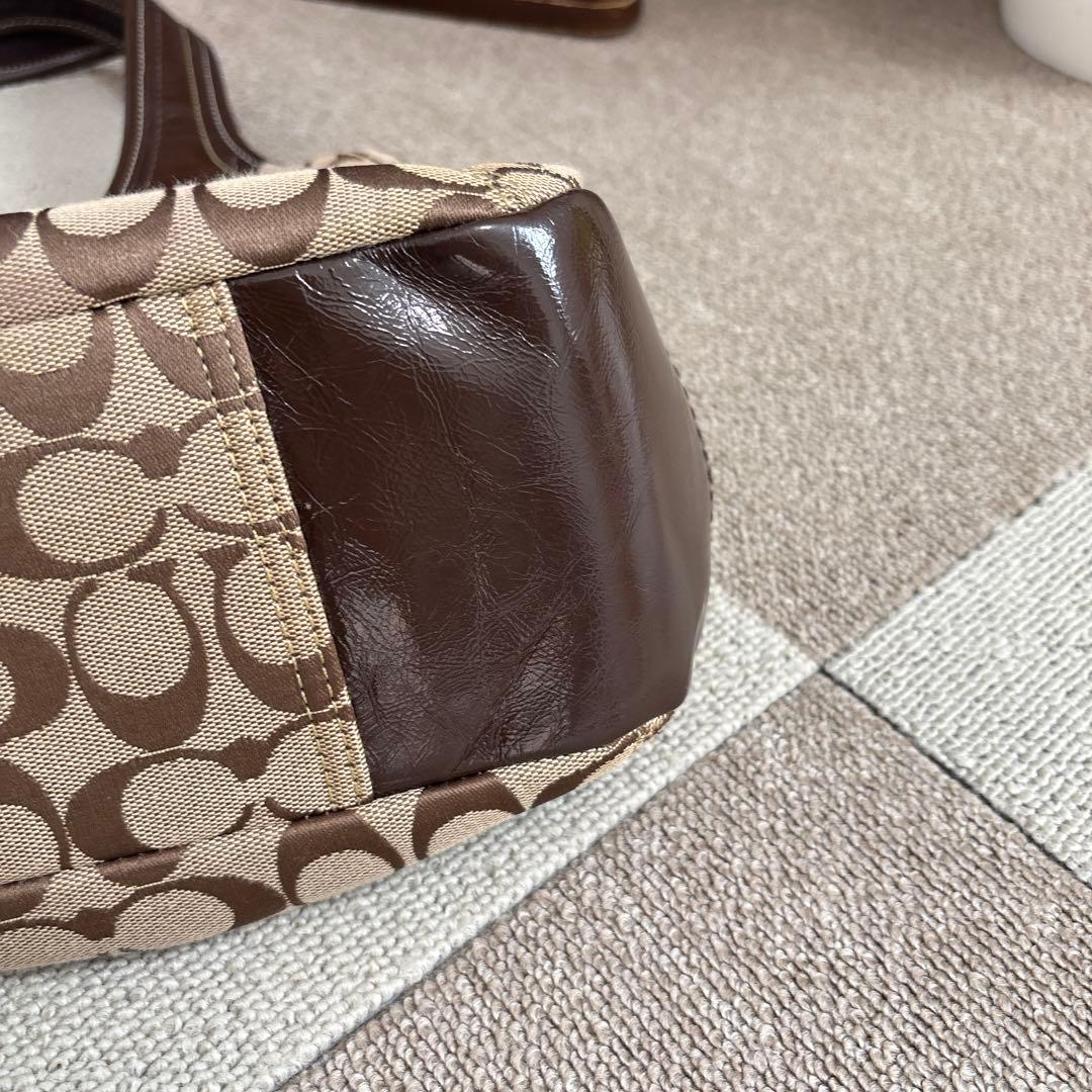 コーチショルダーバッグ