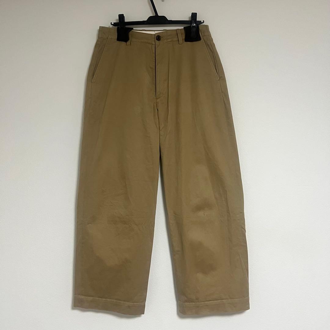 2 ユニバーサルプロダクツ NO TUCK CHINO TROUSERS