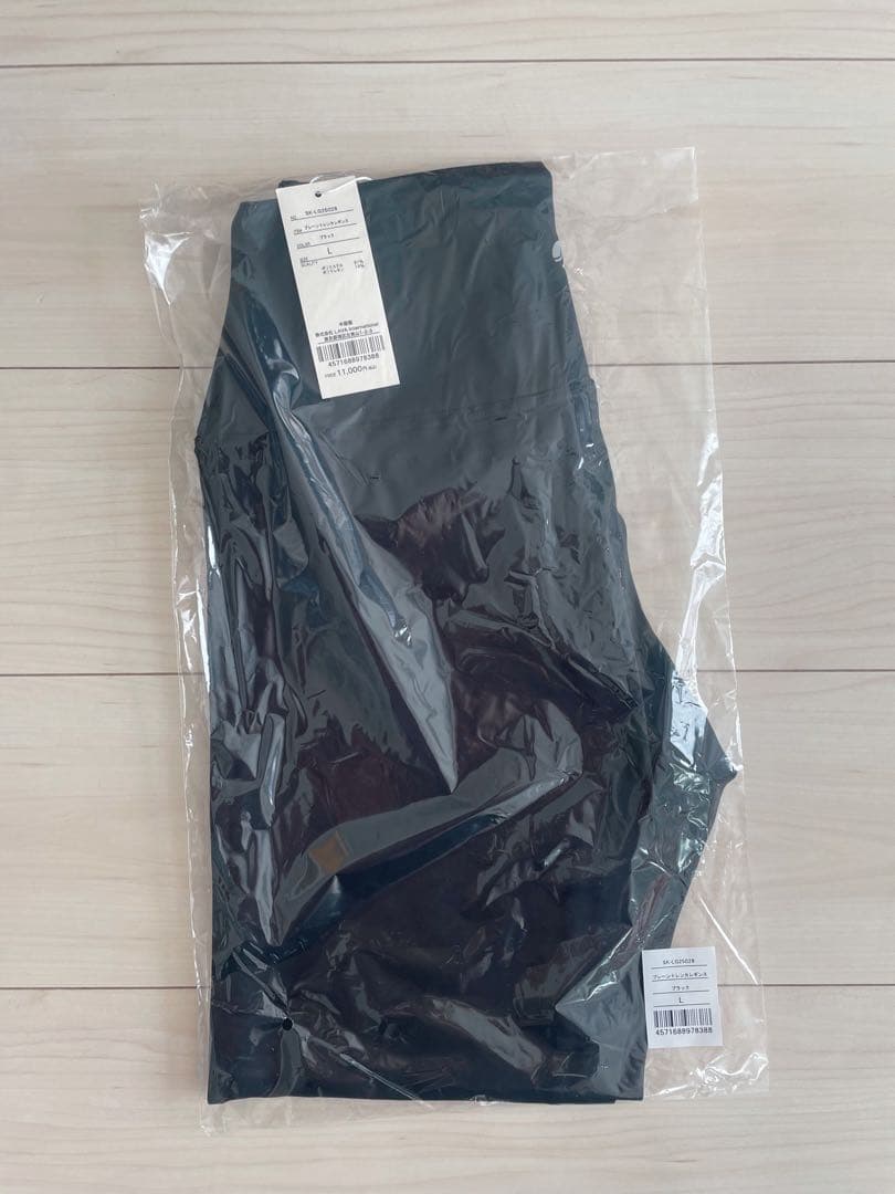 SUKALAブラックトレンカ　L size