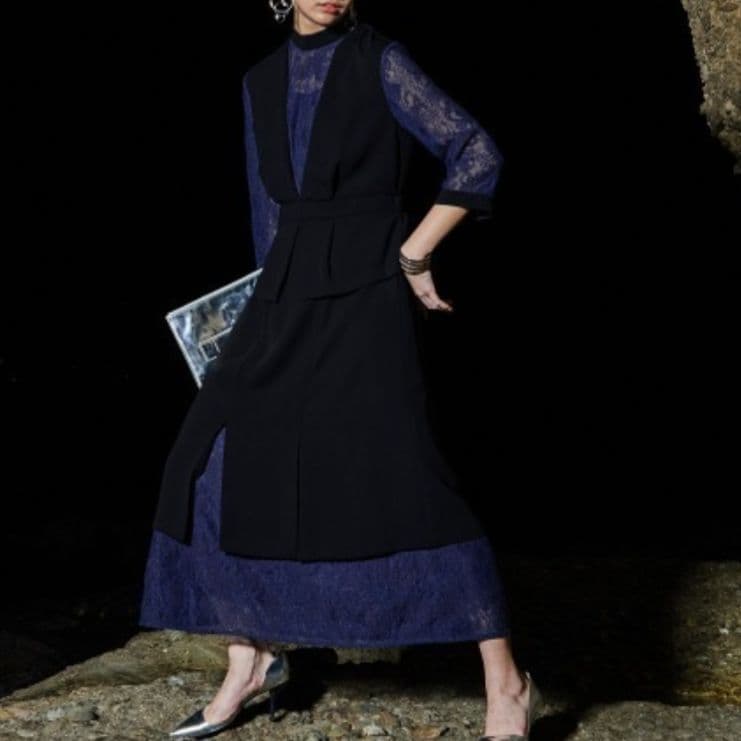 新品【Callarus】カラルス スタンドカラーレース切替デザインワンピース