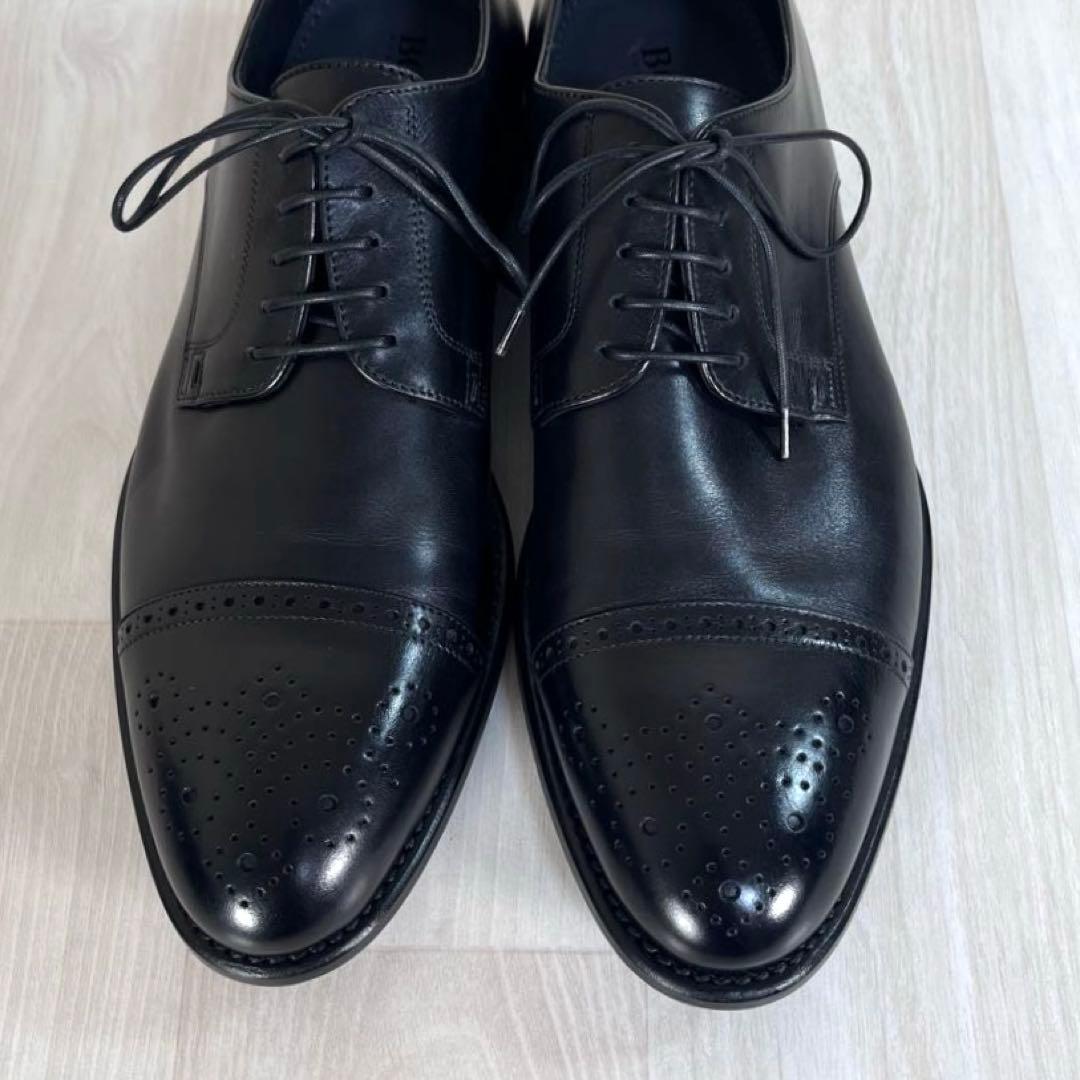 【未使用級】HUGO BOSS　革靴　ストレートチップ　メダリオン　現行モデル