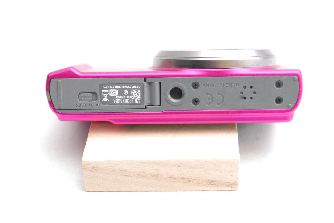 CASIO EXILIM EX-ZS150 (良品）