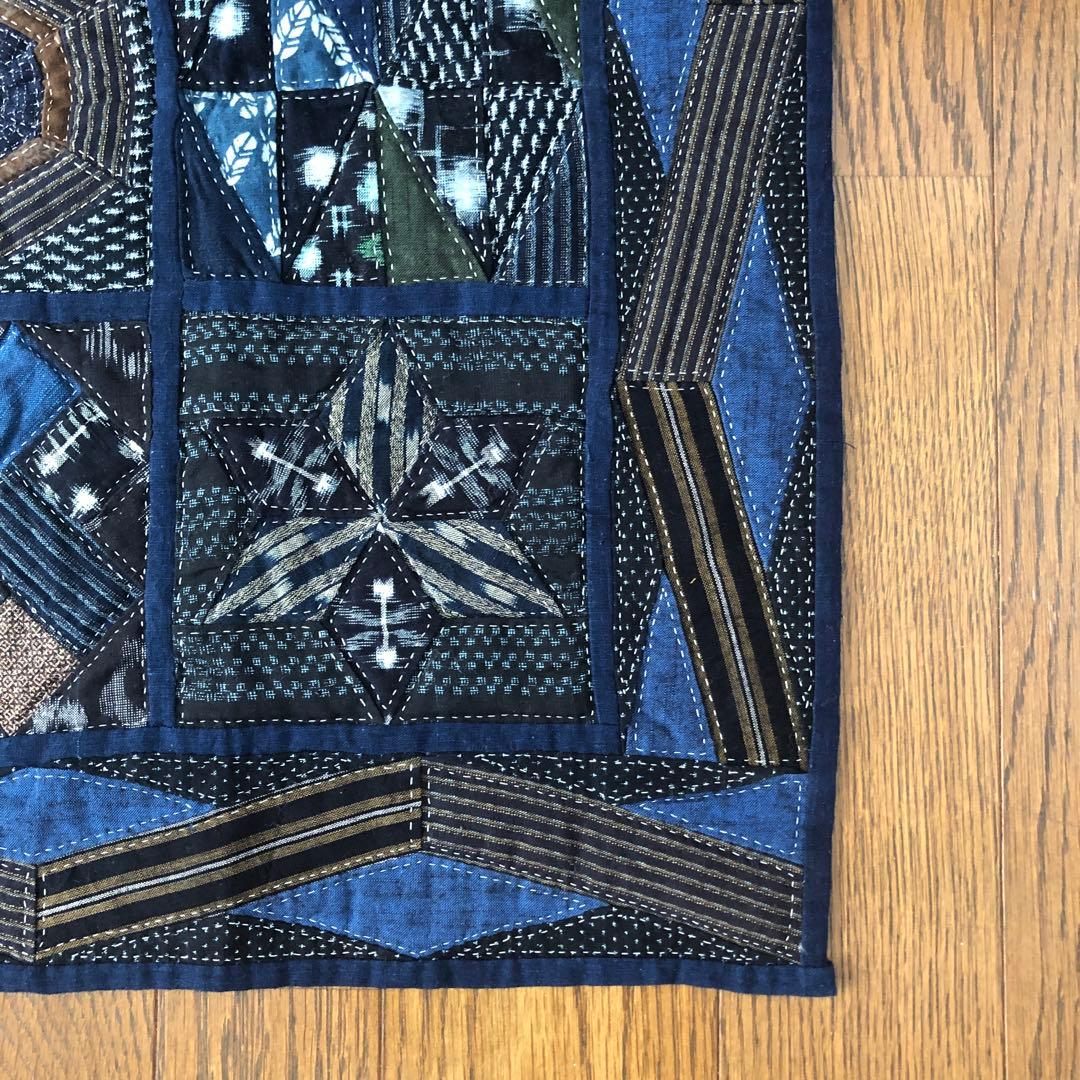 絣のタペストリー（A）更紗　藍染