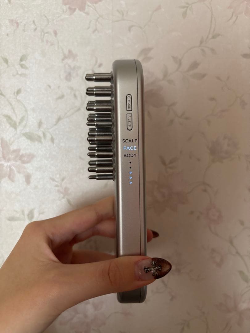 【美品】SALONIA EMS LIFT BRUSH