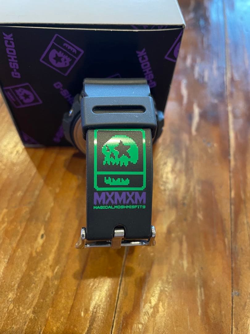 MxMxM 腕時計20周年モデル　CASIO G-SHOCK DW-6900FS