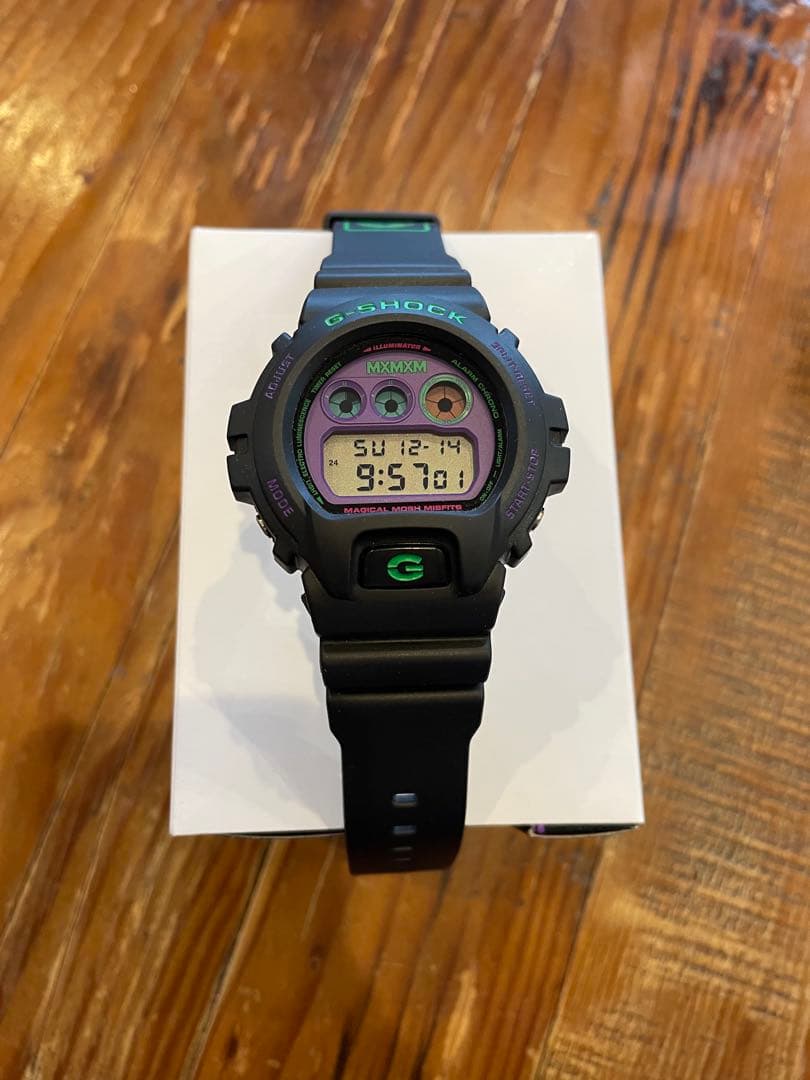MxMxM 腕時計20周年モデル　CASIO G-SHOCK DW-6900FS