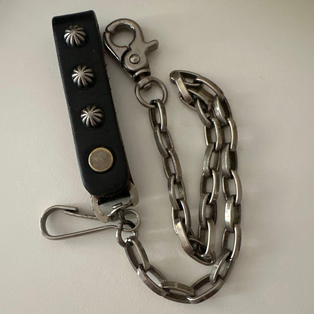 shott ショット、スタッズ付きレザーウォレットチェーン、キーホルダー