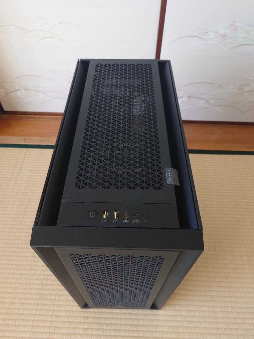 Corsair 5000D Airflow強化ガラスPCケースARGBファン付き