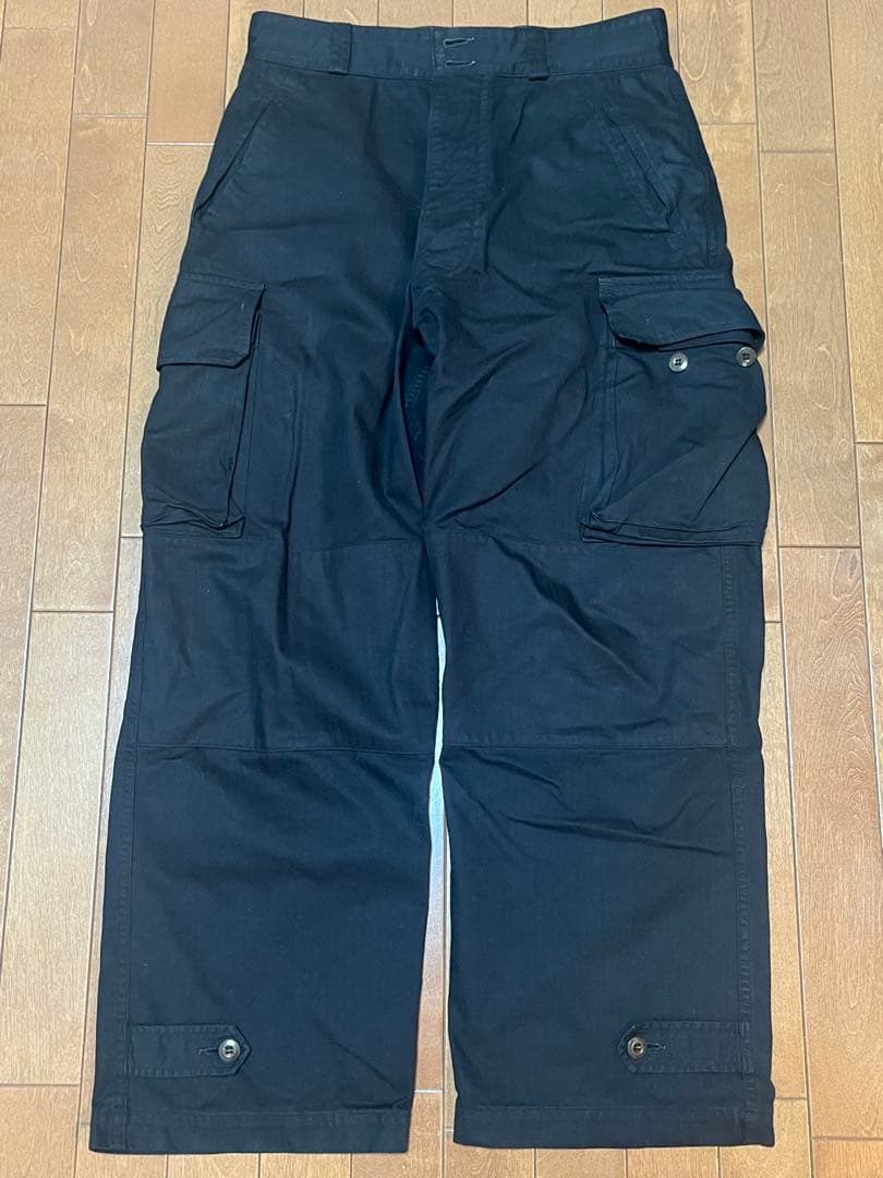 黒のカーゴパンツ　L（3）