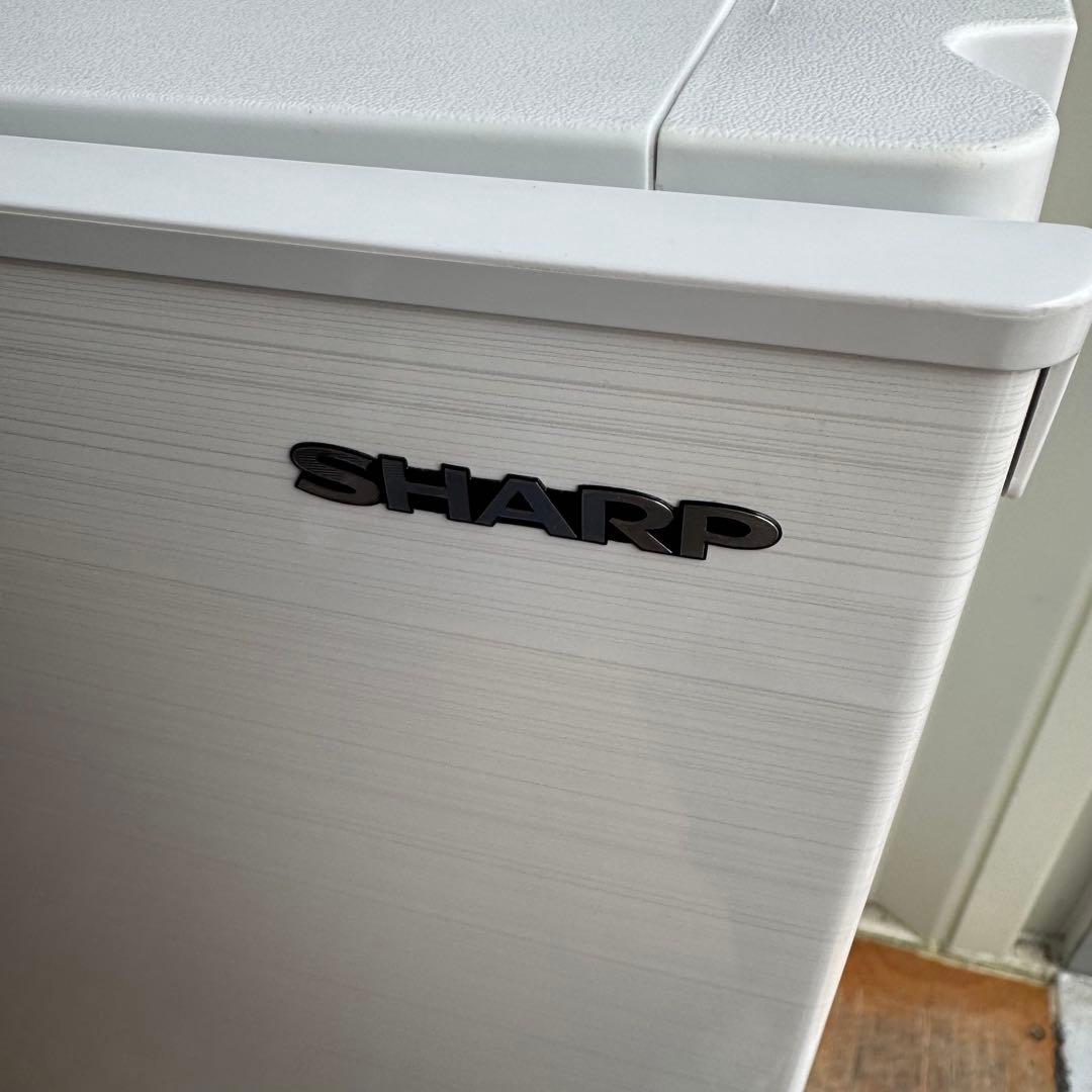 C7718★2021年製美品★シャープ　冷蔵庫　右.左開き　ホワイト　一人暮らし
