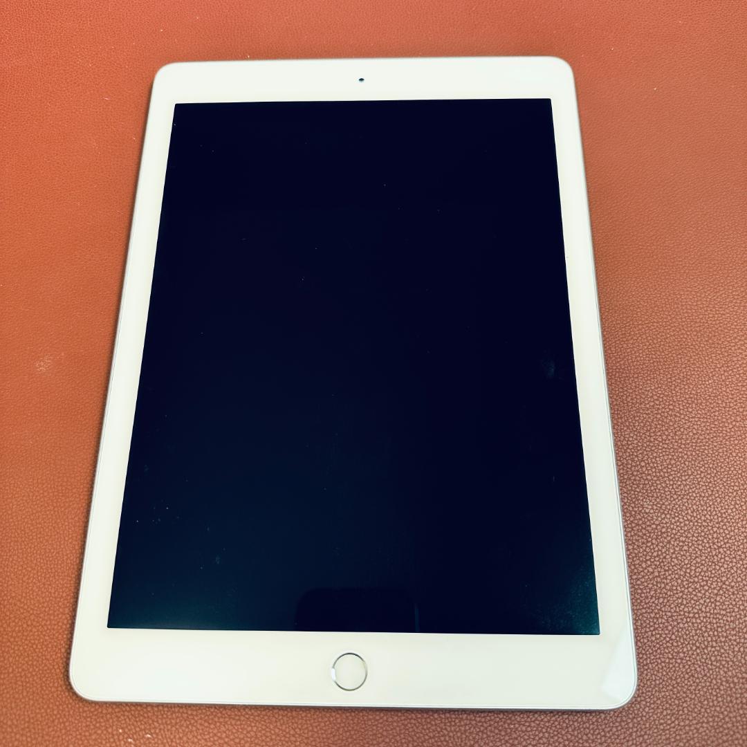 iPad本体 Apple iPad Air 2 Wi-Fi + Cellular 64GB
