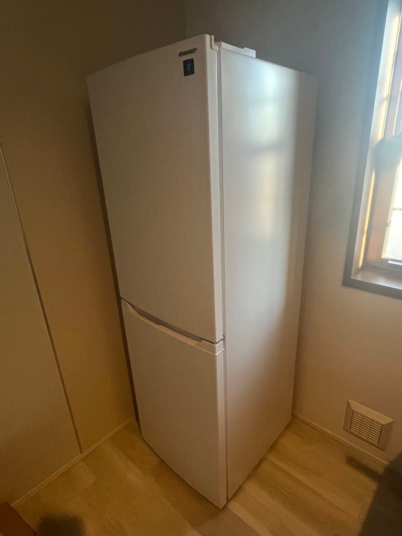 【バニストア】SHARP 冷蔵庫 SJ-BD23M-W 230L